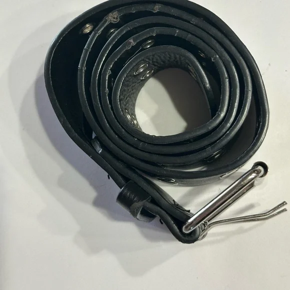 Brandy Melville Belt Black Faux Leather Double Holes One Size Silver Buckle - Picture 13 of 16